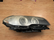 Load image into Gallery viewer, BMW E46 Bi Xenon Headlight 3 Series Adaptive AKL RIGHT 63127165952 (FOR PARTS)