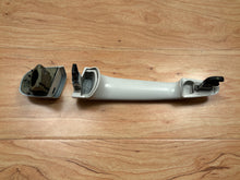 Load image into Gallery viewer, BMW E46 White Exterior Door Handle Right 51217002272
