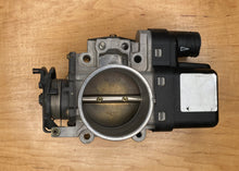 Load image into Gallery viewer, BMW E39 E46 Throttle Body 13541433383