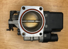 Load image into Gallery viewer, BMW E39 E46 Throttle Body 13541433383